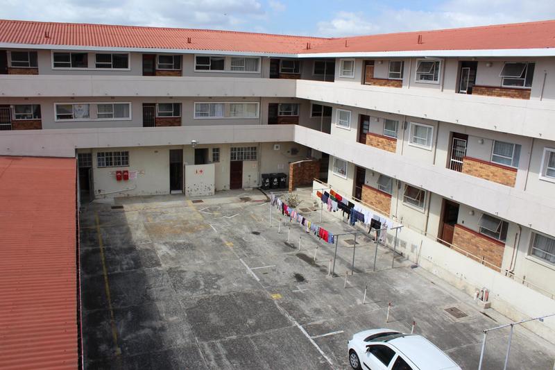 1 Bedroom Property for Sale in Avondale Western Cape